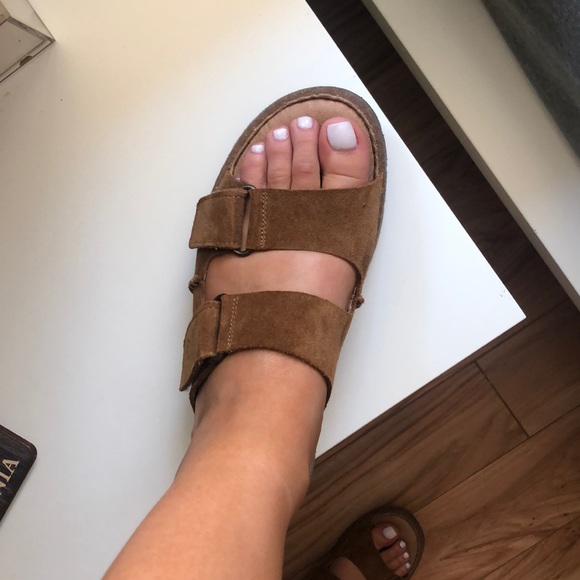 Slides - Picture 6 of 6